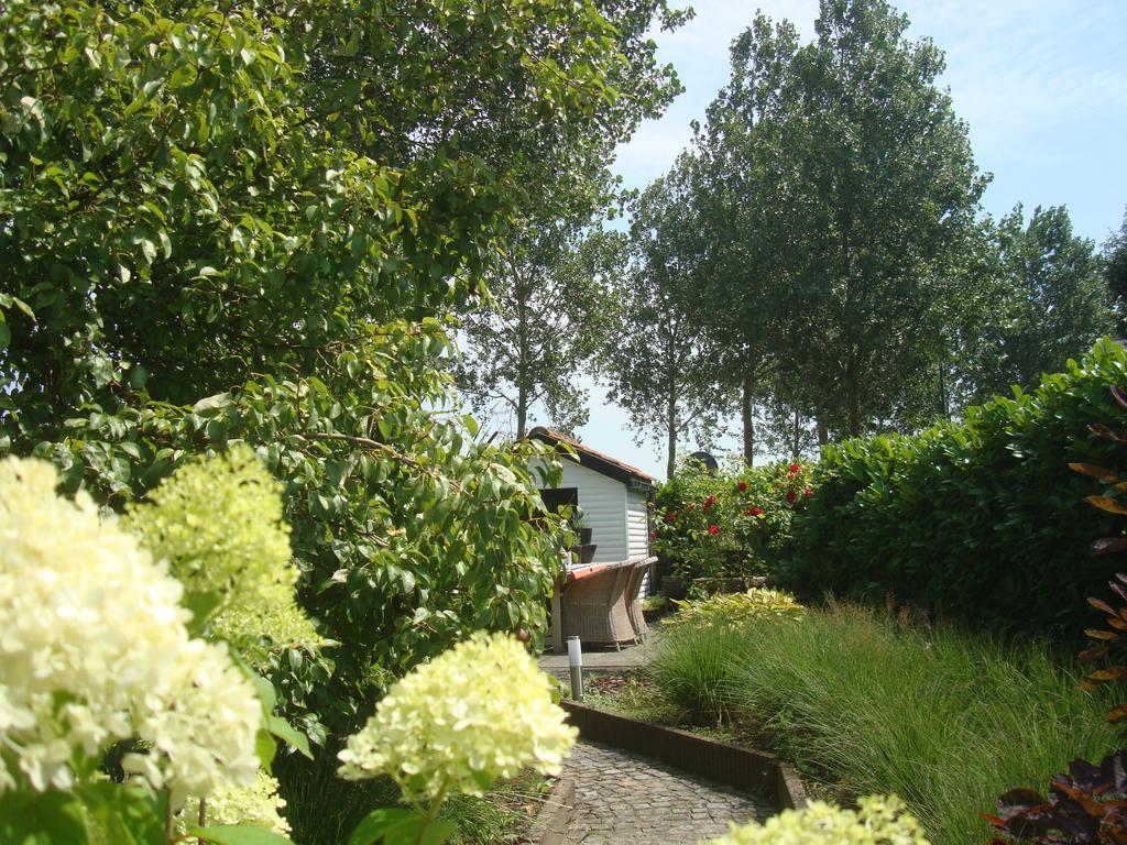 B&B Patrijzenhoek 克诺克－海斯特 外观 照片